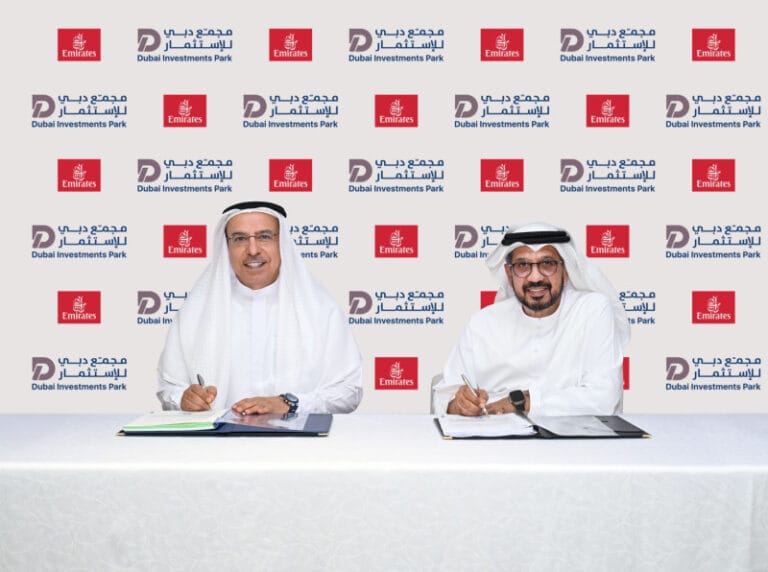 Ali Mubarak Al Soori signing the agreement for the Emirates Cabin Crew Village project.
