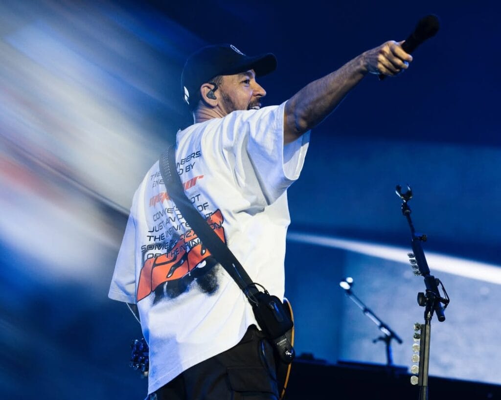 The band taking a final bow at the conclusion of Linkin Park Abu Dhabi 2026.