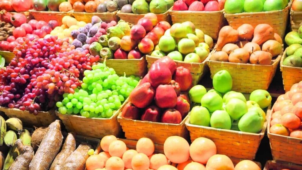 UAE food cluster strategy meeting led by Ministry of Economy officials to boost manufacturing.